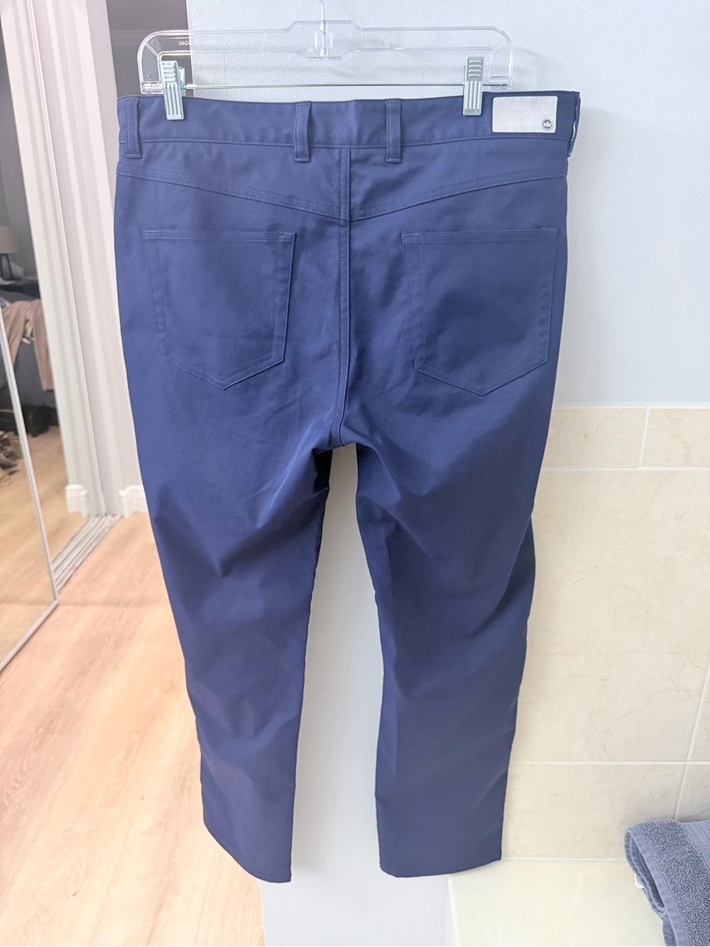 Peter millar Dress/Golf Pants - Picture 2 of 7